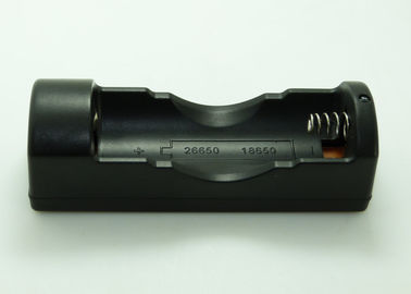 中国 4.2 Vの懐中電燈の18650 26650電池100*33*31mmのサイズのための単一の充電器 サプライヤー