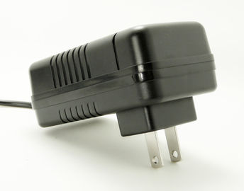 中国 小さい12.6ボルト李イオン充電器可聴周波ADSLの変復調装置の通信保全監査のセット トップ ボックスのアダプター サプライヤー